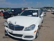 ✅ 2013 Mercedes-Benz C 250 Sport • VIN: WDDGF4HB0DA773342 • Лот: 43124151. Опубликован ранее на IAAI с пробегом 264 542 миль. Бесплатный доступ к архиву аукционных продаж из США и подробный отчёт об истории автомобиля на DreamBid. Изображение 16.