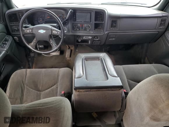 ✅ 2004 Chevrolet Silverado 1500 Z71 • VIN: 2GCEK13T841311696 • Lot: 70833615. Wystawiony na Copart z przebiegiem 231 014 mil. Bezpłatny archiwum sprzedaży aukcyjnych z USA i szczegółowy raport historii pojazdu na DreamBid. Zdjęcie 8.