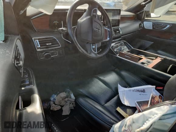 ✅ 2018 Lincoln Navigator Reserve • VIN: 5LMJJ3LT0JEL20506 • Lot: 71877135. Listed on Copart with 96,275 mi. Free auction sales archive from the USA and detailed vehicle history report at DreamBid. Image 8.