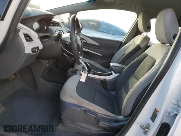 ✅ 2018 Chevrolet Bolt EV LT • VIN: 1G1FW6S06J4117092 • Lot: 44559605. Wystawiony na Copart z przebiegiem 63 431 mil. Bezpłatny archiwum sprzedaży aukcyjnych z USA i szczegółowy raport historii pojazdu na DreamBid. Zdjęcie 7.