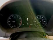 ✅ 2015 Hyundai Genesis 5.0L • VIN: KMHGN4JF7FU031186 • Lot: 73708944. Wystawiony na Copart z przebiegiem 142 682 mil. Bezpłatny archiwum sprzedaży aukcyjnych z USA i szczegółowy raport historii pojazdu na DreamBid. Zdjęcie 9.