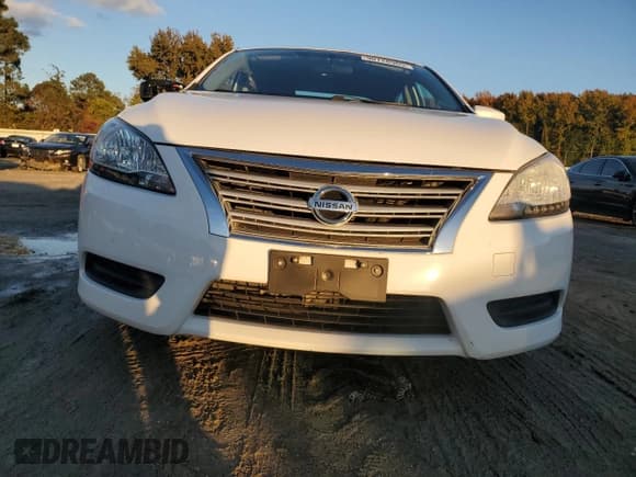 ✅ 2015 Nissan Sentra S • VIN: 3N1AB7AP5FY360806 • Lot: 90728965. Wystawiony na Copart z przebiegiem 55 698 mil. Bezpłatny archiwum sprzedaży aukcyjnych z USA i szczegółowy raport historii pojazdu na DreamBid. Zdjęcie 5.