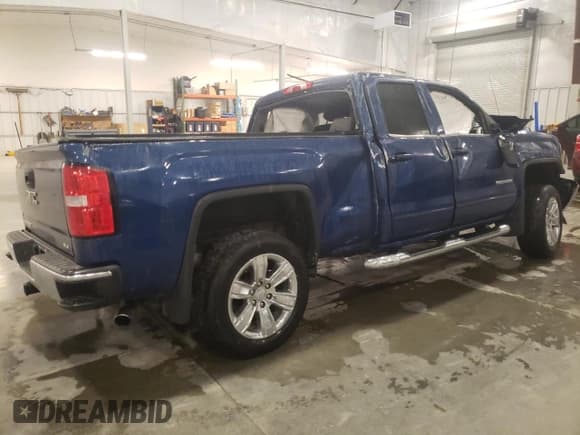 ✅ 2018 GMC Sierra 1500 SLE • VIN: 1GTV2MEC3JZ147128 • Лот: 71707965. Опубликован ранее на Copart с пробегом Не указан. Бесплатный доступ к архиву аукционных продаж из США и подробный отчёт об истории автомобиля на DreamBid. Изображение 3.