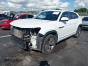 ✅ 2021 Volkswagen Atlas SE • VIN: 1V2PE2CA0MC214523 • Lot: 43548933. Listed on IAAI with 48,745 mi. Free auction sales archive from the USA and detailed vehicle history report at DreamBid. Image 2.