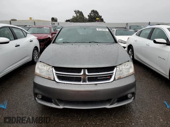 ✅ 2013 Dodge Avenger SXT • VIN: 1C3CDZCG1DN531364 • Лот: 81132784. Опубликован ранее на Copart с пробегом Не указан. Бесплатный доступ к архиву аукционных продаж из США и подробный отчёт об истории автомобиля на DreamBid. Изображение 5.