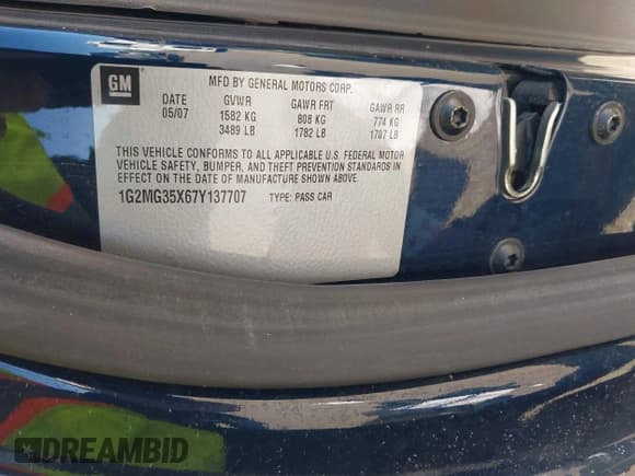 ✅ 2007 Pontiac Solstice GXP • VIN: 1G2MG35X67Y137707 • Lot: 43539032. Wystawiony na IAAI z przebiegiem 104 339 mil. Bezpłatny archiwum sprzedaży aukcyjnych z USA i szczegółowy raport historii pojazdu na DreamBid. Zdjęcie 9.
