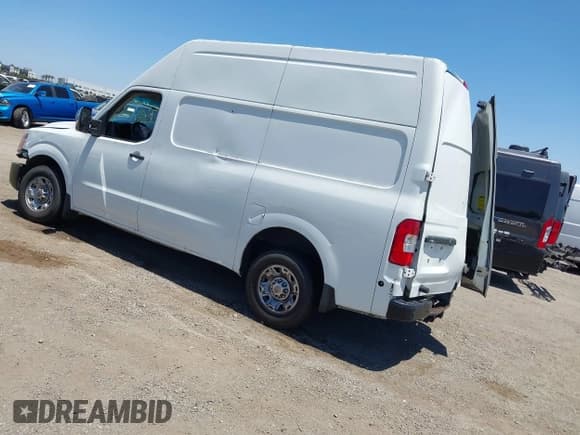 ✅ 2017 Nissan NV S • VIN: 1N6AF0LY7HN805400 • Lot: 42771785. Wystawiony na IAAI z przebiegiem 83 979 mil. Bezpłatny archiwum sprzedaży aukcyjnych z USA i szczegółowy raport historii pojazdu na DreamBid. Zdjęcie 3.