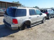 ✅ 2003 Ford Explorer XLT • VIN: 1FMZU73K73ZA61729 • Лот: 41843868. Опубликован ранее на IAAI с пробегом 254 553 миль. Бесплатный доступ к архиву аукционных продаж из США и подробный отчёт об истории автомобиля на DreamBid. Изображение 4.