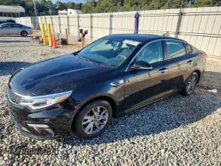 ✅ 2019 Kia Optima S • VIN: 5XXGT4L31KG376856 • Lot: 83998945. Wystawiony na Copart z przebiegiem 80 470 mil. Bezpłatny archiwum sprzedaży aukcyjnych z USA i szczegółowy raport historii pojazdu na DreamBid. Zdjęcie 1.