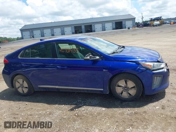 ✅ 2020 Hyundai Ioniq SE • VIN: KMHC75LC4LU209407 • Lot: 42901433. Listed on IAAI with 154,390 mi. Free auction sales archive from the USA and detailed vehicle history report at DreamBid. Image 13.
