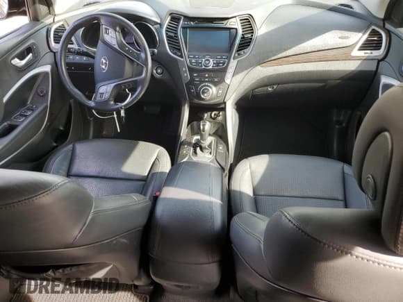 ✅ 2015 Hyundai Santa Fe • VIN: 5XYZW4LA0FG261682 • Лот: 39040654. Опубликован ранее на Copart с пробегом 59 175 миль. Бесплатный доступ к архиву аукционных продаж из США и подробный отчёт об истории автомобиля на DreamBid. Изображение 8.