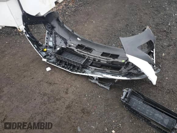 2024 Hyundai Kona SEL with VIN KM8HBCAB0RU071005, listed as a Copart auction lot 43392475 with 13,365 mi miles and Salvage title. Bid and sale history available at DreamBid. Image 13.