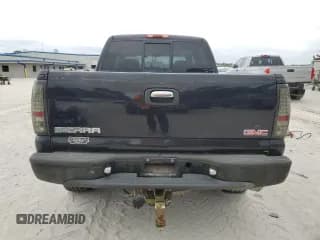 ✅ 2006 GMC Sierra Denali • VIN: 2GTEK63N161166776 • Лот: 76421984. Опубликован ранее на Copart с пробегом Не указан. Бесплатный доступ к архиву аукционных продаж из США и подробный отчёт об истории автомобиля на DreamBid. Изображение 6.