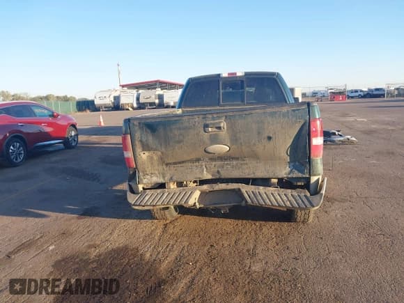 ✅ 2008 Ford F-150 XLT • VIN: 1FTPW14V68KD46207 • Lot: 43314069. Wystawiony na IAAI z przebiegiem 200 856 mil. Bezpłatny archiwum sprzedaży aukcyjnych z USA i szczegółowy raport historii pojazdu na DreamBid. Zdjęcie 17.