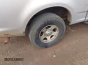 ✅ 2001 Ford F-150 XLT • VIN: 1FTRW07W11KD79127 • Lot: 43541191. Listed on IAAI with 309,734 mi. Free auction sales archive from the USA and detailed vehicle history report at DreamBid. Image 15.