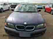 2003 BMW 3 Series 325i z VIN WBAEV334X3KR25656, wystawiony jako Copart lot #87478855 z przebiegiem 262 935 mil mil oraz Czysty tytuł • Clean title. Historia ofert i sprzedaży dostępna na DreamBid. Obrazek 5.