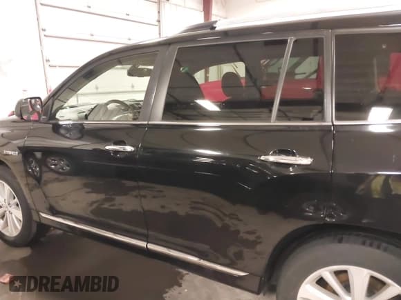✅ 2012 Toyota Highlander Limited • VIN: JTEDC3EH8C2009090 • Lot: 41224910. Listed on IAAI with 176,460 mi. Free auction sales archive from the USA and detailed vehicle history report at DreamBid. Image 15.