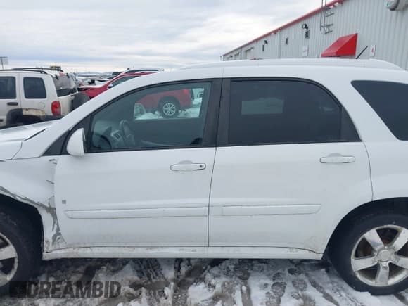 ✅ 2008 Chevrolet Equinox Sport • VIN: 2CNDL737886023387 • Lot: 41600515. Wystawiony na IAAI z przebiegiem 158 172 mil. Bezpłatny archiwum sprzedaży aukcyjnych z USA i szczegółowy raport historii pojazdu na DreamBid. Zdjęcie 14.