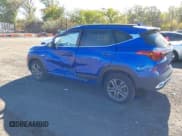 ✅ 2023 Kia Seltos S • VIN: KNDEUCAA1P7458909 • Lot: 43453346. Listed on IAAI with 32,833 mi. Free auction sales archive from the USA and detailed vehicle history report at DreamBid. Image 3.