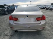 ✅ 2013 BMW 3 Series 328i • VIN: WBA3A5C51DF601125 • Лот: 82636775. Опубликован ранее на Copart с пробегом 174 342 миль. Бесплатный доступ к архиву аукционных продаж из США и подробный отчёт об истории автомобиля на DreamBid. Изображение 6.
