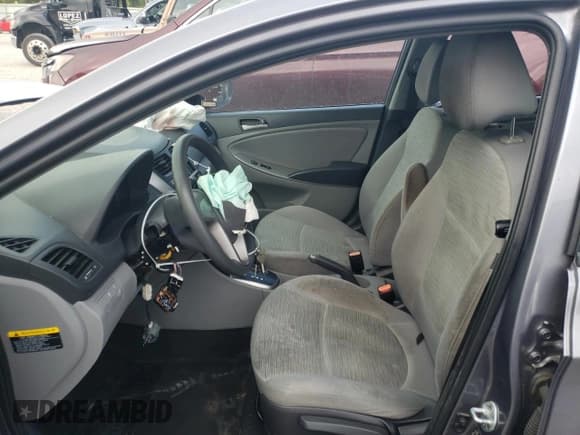 ✅ 2017 Hyundai Accent SE • VIN: KMHCT4AE2HU193869 • Лот: 68611904. Опубликован ранее на Copart с пробегом Не указан. Бесплатный доступ к архиву аукционных продаж из США и подробный отчёт об истории автомобиля на DreamBid. Изображение 7.