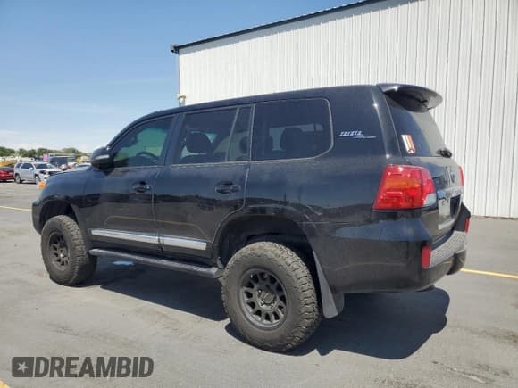 ✅ 2013 Toyota Land Cruiser • VIN: JTMHY7AJ9D4010133 • Лот: 66396925. Опубликован ранее на Copart с пробегом 189 250 миль. Бесплатный доступ к архиву аукционных продаж из США и подробный отчёт об истории автомобиля на DreamBid. Изображение 2.