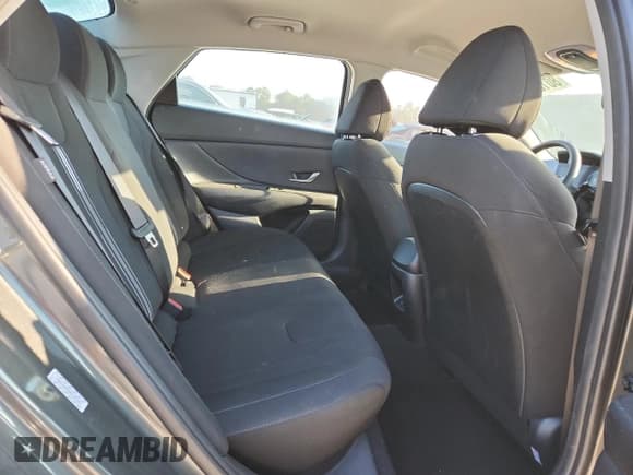 ✅ 2024 Hyundai Elantra SEL • VIN: KMHLM4DG3RU740143 • Lot: 80167805. Listed on Copart with 24,053 mi. Free auction sales archive from the USA and detailed vehicle history report at DreamBid. Image 10.