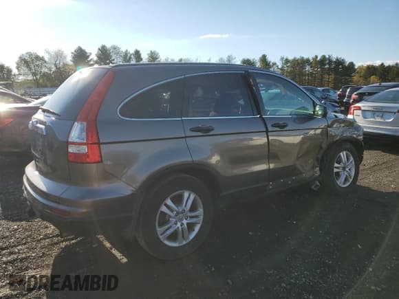 ✅ 2011 Honda CR-V EX • VIN: 3CZRE3H54BG700333 • Lot: 87365745. Listed on Copart with 174,684 mi. Free auction sales archive from the USA and detailed vehicle history report at DreamBid. Image 3.