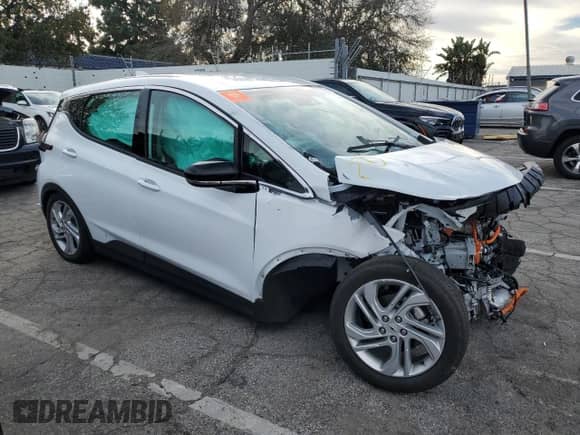 2023 Chevrolet Bolt EV 1LT z VIN 1G1FW6S05P4196182, wystawiony jako Copart lot #40241724 z przebiegiem Nie podano mil oraz . Historia ofert i sprzedaży dostępna na DreamBid. Obrazek 4.