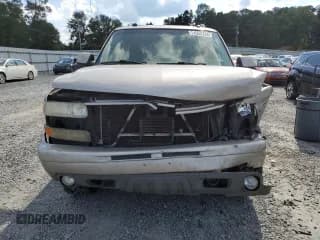 ✅ 2005 Chevrolet Suburban LS • VIN: 3GNFK16Z85G223199 • Lot: 71655784. Wystawiony na Copart z przebiegiem Nie podano. Bezpłatny archiwum sprzedaży aukcyjnych z USA i szczegółowy raport historii pojazdu na DreamBid. Zdjęcie 5.