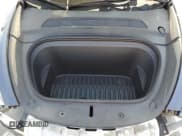 ✅ 2023 Tesla Model Y Long Range • VIN: 7SAYGDEEXPA119664 • Lot: 81953525. Wystawiony na Copart z przebiegiem 71 995 mil. Bezpłatny archiwum sprzedaży aukcyjnych z USA i szczegółowy raport historii pojazdu na DreamBid. Zdjęcie 11.