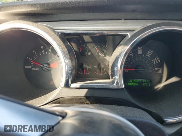 ✅ 2009 Ford Mustang • VIN: 1ZVHT80N095124240 • Lot: 82009305. Listed on Copart with 153,053 mi. Free auction sales archive from the USA and detailed vehicle history report at DreamBid. Image 9.