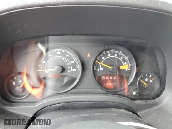 ✅ 2016 Jeep Patriot Latitude • VIN: 1C4NJRFB5GD511142 • Lot: 84433775. Listed on Copart with 115,800 mi. Free auction sales archive from the USA and detailed vehicle history report at DreamBid. Image 9.