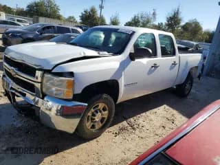 ✅ 2009 Chevrolet Silverado 2500HD Work Truck • VIN: 1GCHC43K99F144882 • Лот: 82774324. Опубликован ранее на Copart с пробегом Не указан. Бесплатный доступ к архиву аукционных продаж из США и подробный отчёт об истории автомобиля на DreamBid. Изображение 1.