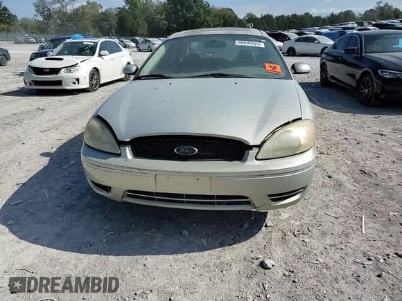 ✅ 2006 Ford Taurus SEL • VIN: 1FAFP56U46A138338 • Lot: 86089925. Wystawiony na Copart z przebiegiem 181 189 mil. Bezpłatny archiwum sprzedaży aukcyjnych z USA i szczegółowy raport historii pojazdu na DreamBid. Zdjęcie 13.