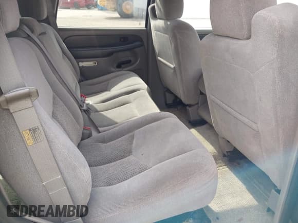 ✅ 2003 Chevrolet Tahoe LT • VIN: 1GNEC13Z33R191305 • Lot: 41716620. Wystawiony na IAAI z przebiegiem 262 147 mil. Bezpłatny archiwum sprzedaży aukcyjnych z USA i szczegółowy raport historii pojazdu na DreamBid. Zdjęcie 8.