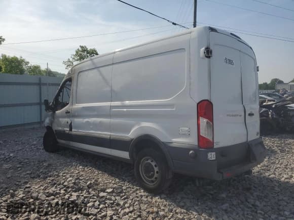 ✅ 2017 Ford Transit Cargo • VIN: 1FTYE2CG2HKA04494 • Лот: 55138925. Опубликован ранее на Copart с пробегом Не указан. Бесплатный доступ к архиву аукционных продаж из США и подробный отчёт об истории автомобиля на DreamBid. Изображение 2.