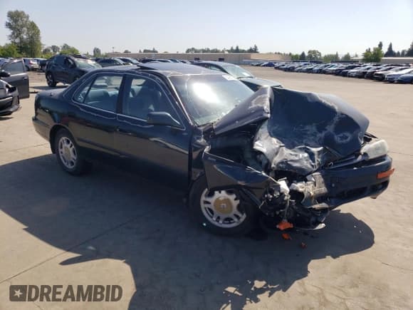 ✅ 1992 Toyota Camry • VIN: JT2VK12E2N0099354 • Lot: 55098155. Wystawiony na Copart z przebiegiem 153 493 mil. Bezpłatny archiwum sprzedaży aukcyjnych z USA i szczegółowy raport historii pojazdu na DreamBid. Zdjęcie 4.