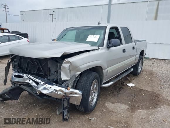 ✅ 2006 Chevrolet Silverado 1500 LT1 • VIN: 2GCEK13Z661285784 • Лот: 41936204. Опубликован ранее на IAAI с пробегом 257 950 миль. Бесплатный доступ к архиву аукционных продаж из США и подробный отчёт об истории автомобиля на DreamBid. Изображение 2.
