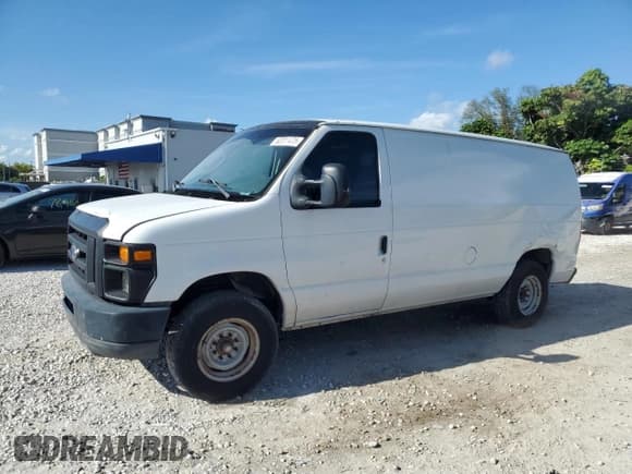 ✅ 2008 Ford Econoline Cargo Commercial • VIN: 1FTNE24W28DA53806 • Лот: 62011475. Опубликован ранее на Copart с пробегом 171 258 миль. Бесплатный доступ к архиву аукционных продаж из США и подробный отчёт об истории автомобиля на DreamBid. Изображение 1.