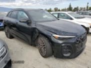 ✅ 2025 Audi SQ5 • VIN: WA125AGU0S2041190 • Lot: 92857825. Listed on Copart with 2,159 mi. Free auction sales archive from the USA and detailed vehicle history report at DreamBid. Image 4.