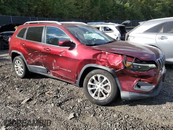 ✅ 2019 Jeep Cherokee Latitude • VIN: 1C4PJLCB3KD160413 • Lot: 85548385. Wystawiony na Copart z przebiegiem 80 675 mil. Bezpłatny archiwum sprzedaży aukcyjnych z USA i szczegółowy raport historii pojazdu na DreamBid. Zdjęcie 4.