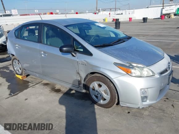 ✅ 2011 Toyota Prius III • VIN: JTDKN3DU5B5294221 • Lot: 43635024. Listed on IAAI with 133,804 mi. Free auction sales archive from the USA and detailed vehicle history report at DreamBid. Image 1.