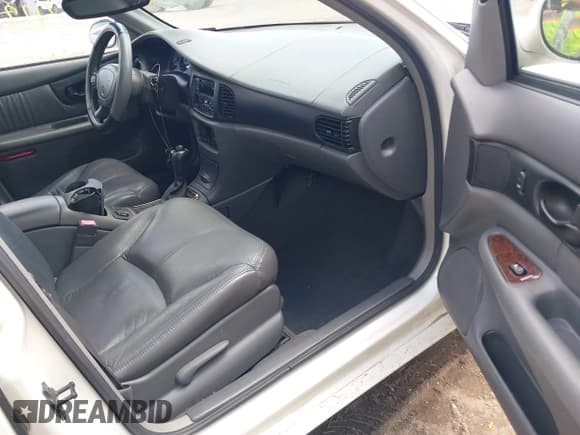 ✅ 2002 Buick Regal LS • VIN: 2G4WB55KX21274885 • Lot: 42206272. Listed on IAAI with 126,509 mi. Free auction sales archive from the USA and detailed vehicle history report at DreamBid. Image 5.