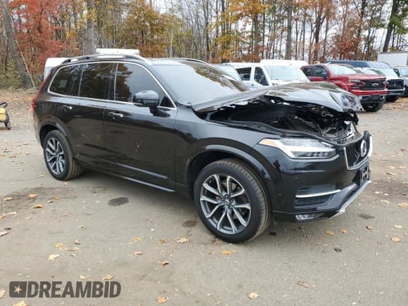 ✅ 2016 Volvo XC90 T6 Momentum • VIN: YV4A22PK2G1073678 • Лот: 90495245. Опубликован ранее на Copart с пробегом 91 676 миль. Бесплатный доступ к архиву аукционных продаж из США и подробный отчёт об истории автомобиля на DreamBid. Изображение 4.