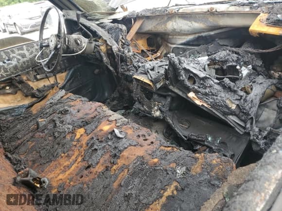 ✅ 1991 GMC Sierra 1500 • VIN: 2GTEC19K3M1525605 • Лот: 69089645. Опубликован ранее на Copart с пробегом Не указан. Бесплатный доступ к архиву аукционных продаж из США и подробный отчёт об истории автомобиля на DreamBid. Изображение 8.