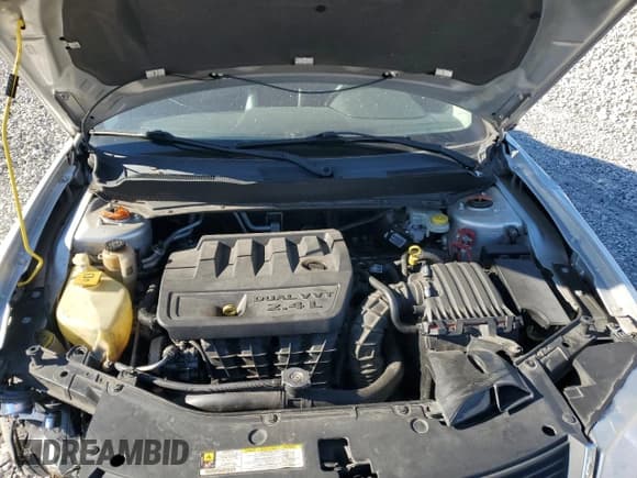 ✅ 2010 Dodge Avenger R/T • VIN: 1B3CC5FB5AN211839 • Лот: 75762604. Опубликован ранее на Copart с пробегом 148 496 миль. Бесплатный доступ к архиву аукционных продаж из США и подробный отчёт об истории автомобиля на DreamBid. Изображение 13.