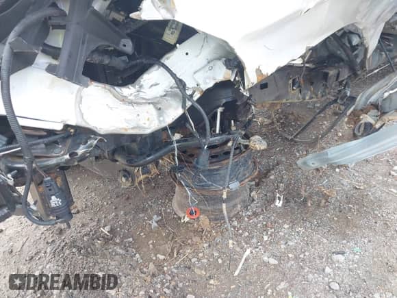 2018 Ram 1500 Tradesman z VIN 1C6RR6FG6JS325124, wystawiony jako IAAI lot #42486455 z przebiegiem Nie podano mil oraz . Historia ofert i sprzedaży dostępna na DreamBid. Obrazek 12.