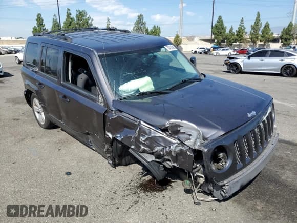 ✅ 2014 Jeep Patriot Latitude • VIN: 1C4NJPFB3ED856753 • Лот: 70414545. Опубликован ранее на Copart с пробегом 113 913 миль. Бесплатный доступ к архиву аукционных продаж из США и подробный отчёт об истории автомобиля на DreamBid. Изображение 4.