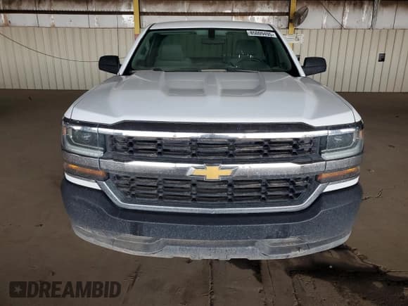 ✅ 2018 Chevrolet Silverado 1500 Work Truck • VIN: 1GCNCNEC4JZ182571 • Lot: 85009495. Wystawiony na Copart z przebiegiem Nie podano. Bezpłatny archiwum sprzedaży aukcyjnych z USA i szczegółowy raport historii pojazdu na DreamBid. Zdjęcie 5.